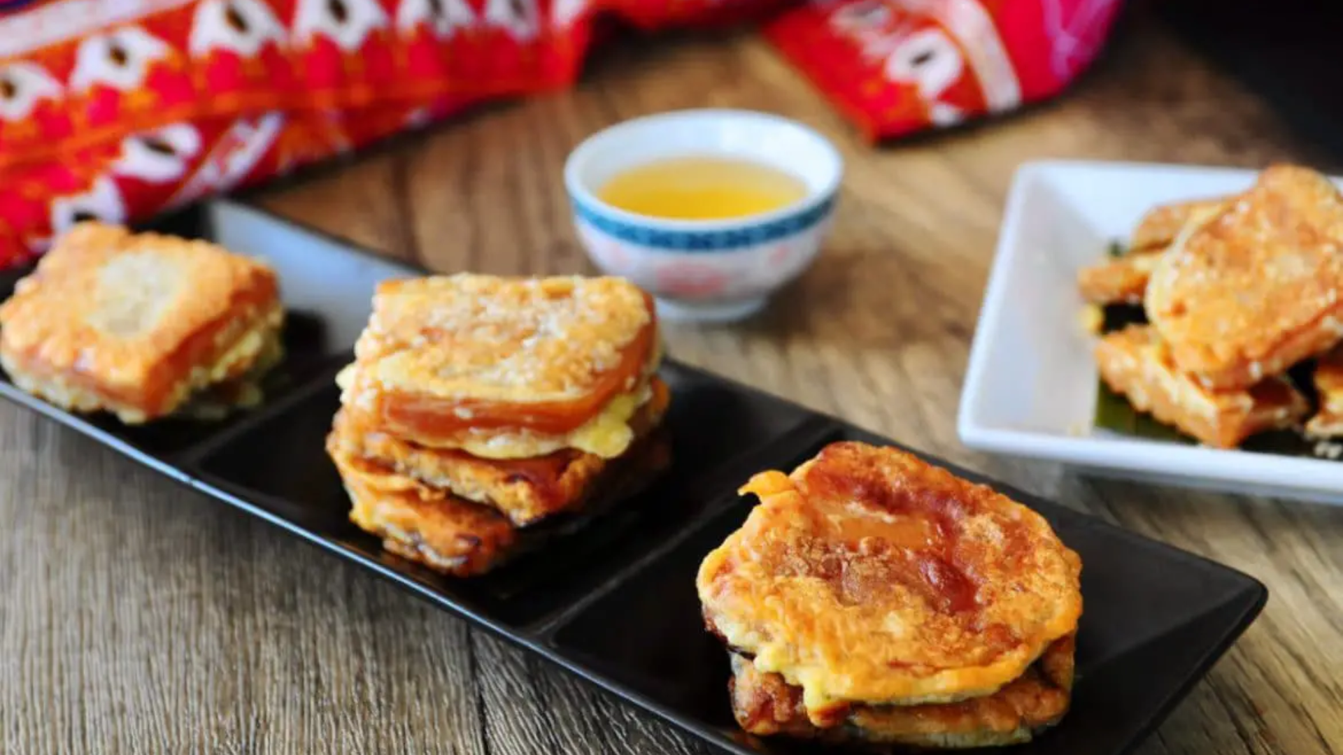 Pan Fried Nian Gao (Kuih Bakul) 煎年糕.png