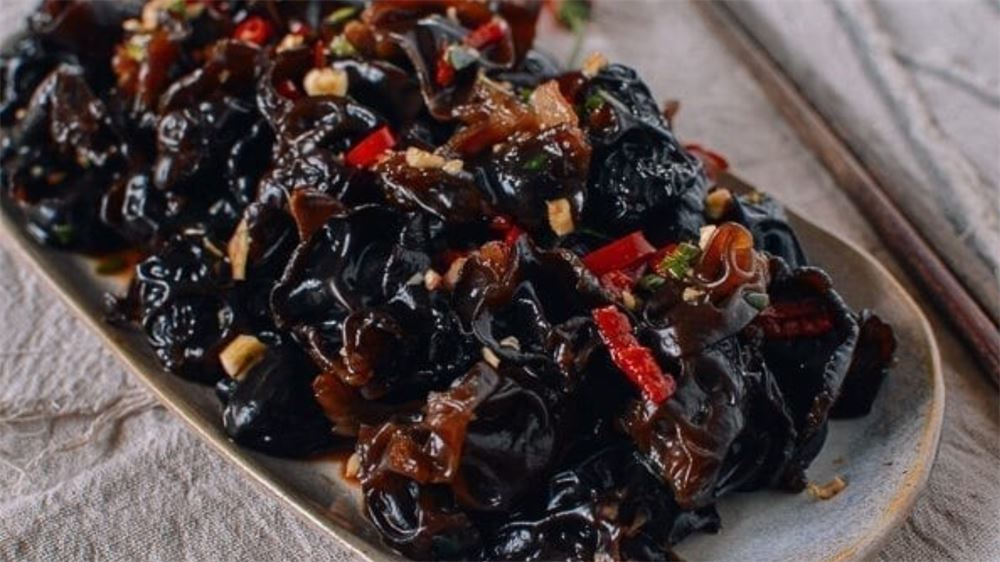 wood ear mushroom salad.png